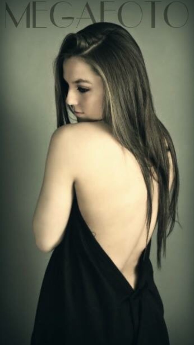 Female model photo shoot of Amanda Bosch