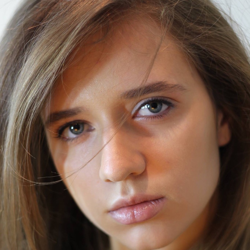Female model photo shoot of yasyazhukova