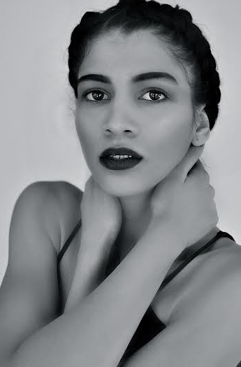 Female model photo shoot of Thysha Lee
