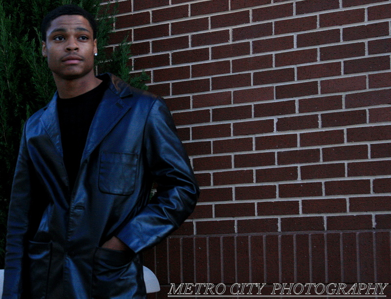 Male model photo shoot of Alonzo Gillespie