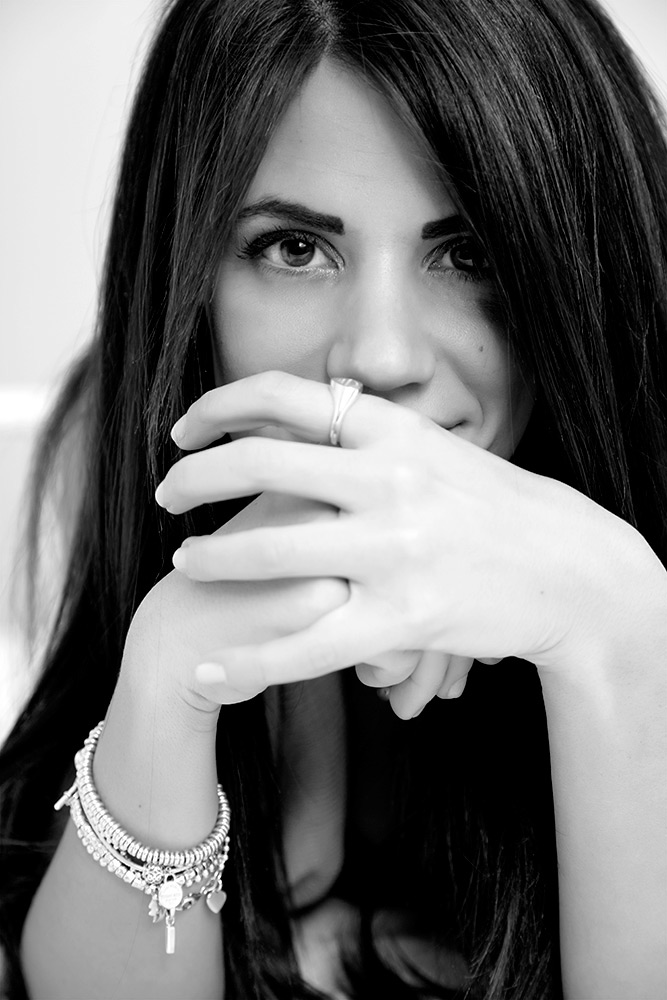 Female model photo shoot of Ire_Iris_ in Milan