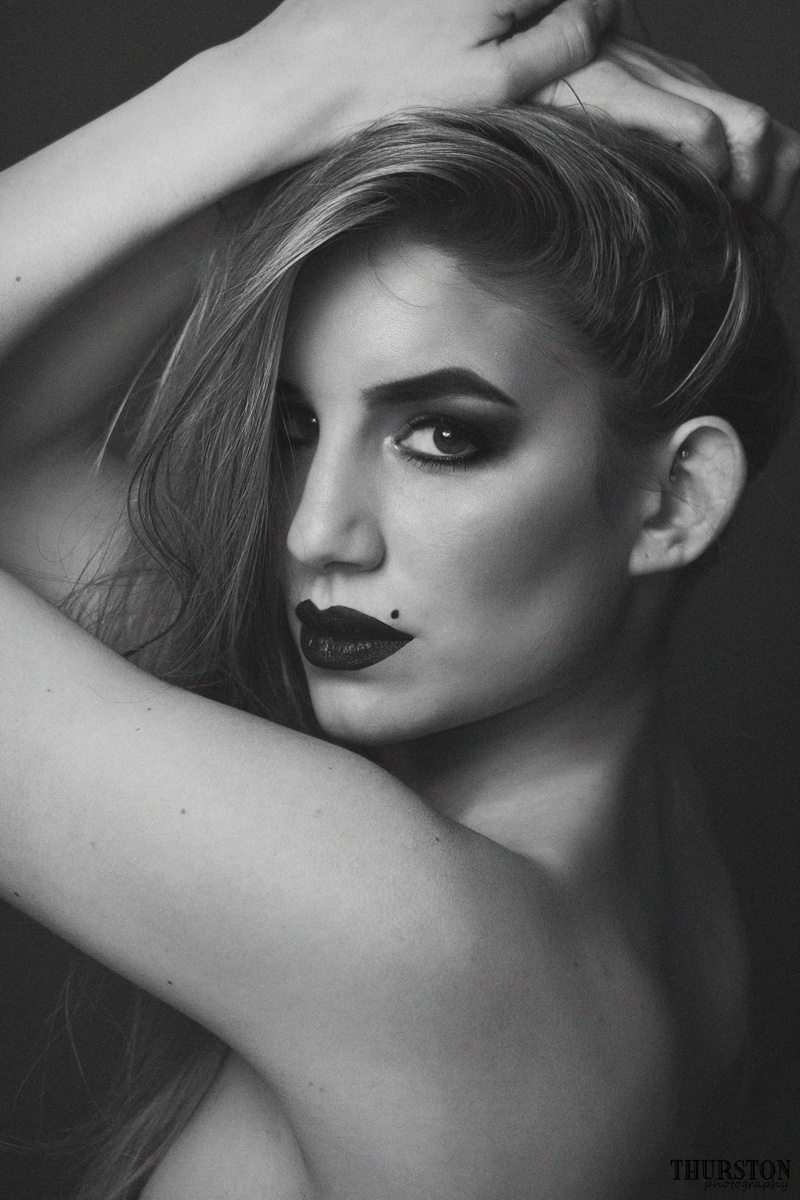 Female model photo shoot of Gina Bernasconi