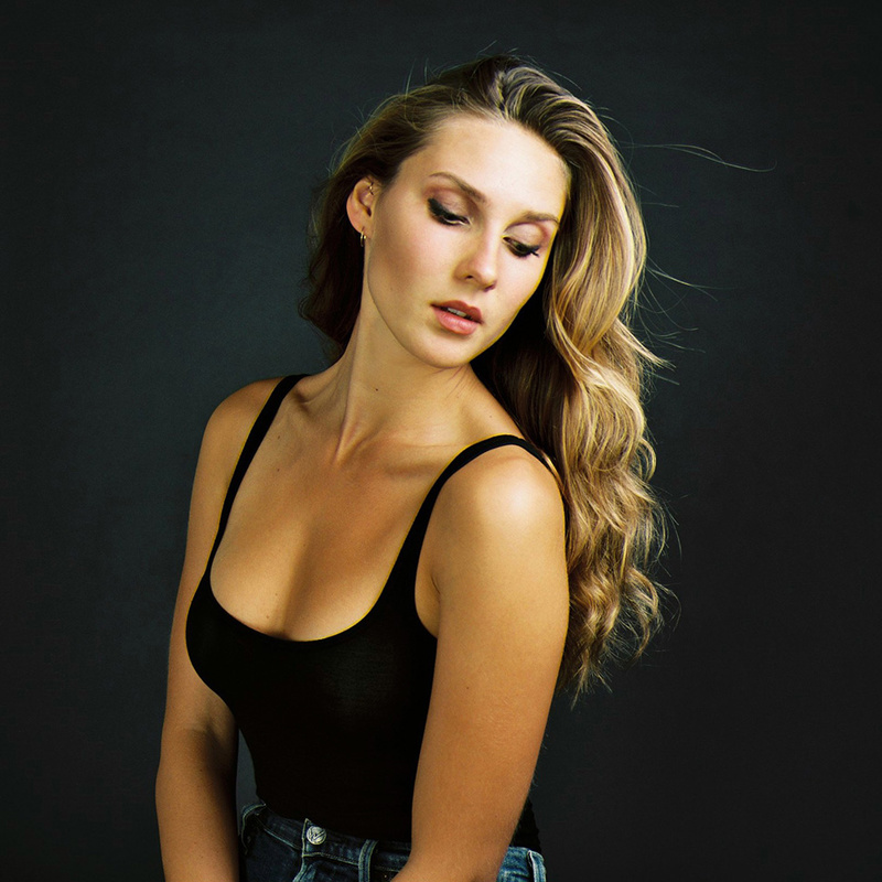 Female model photo shoot of Kate Williams