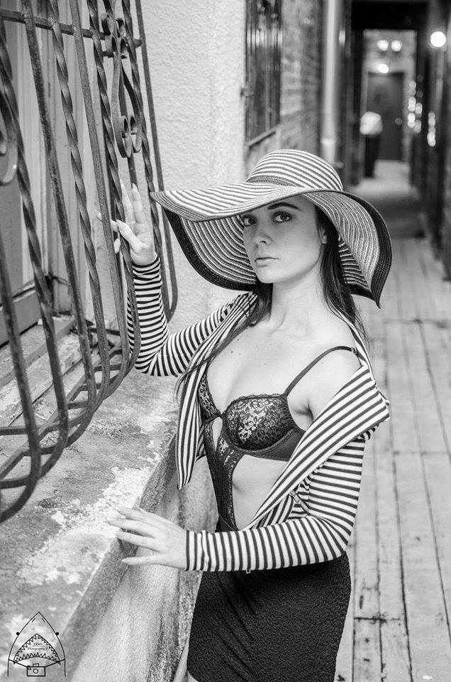 Female model photo shoot of Nicole Emilie by jawsphotolife