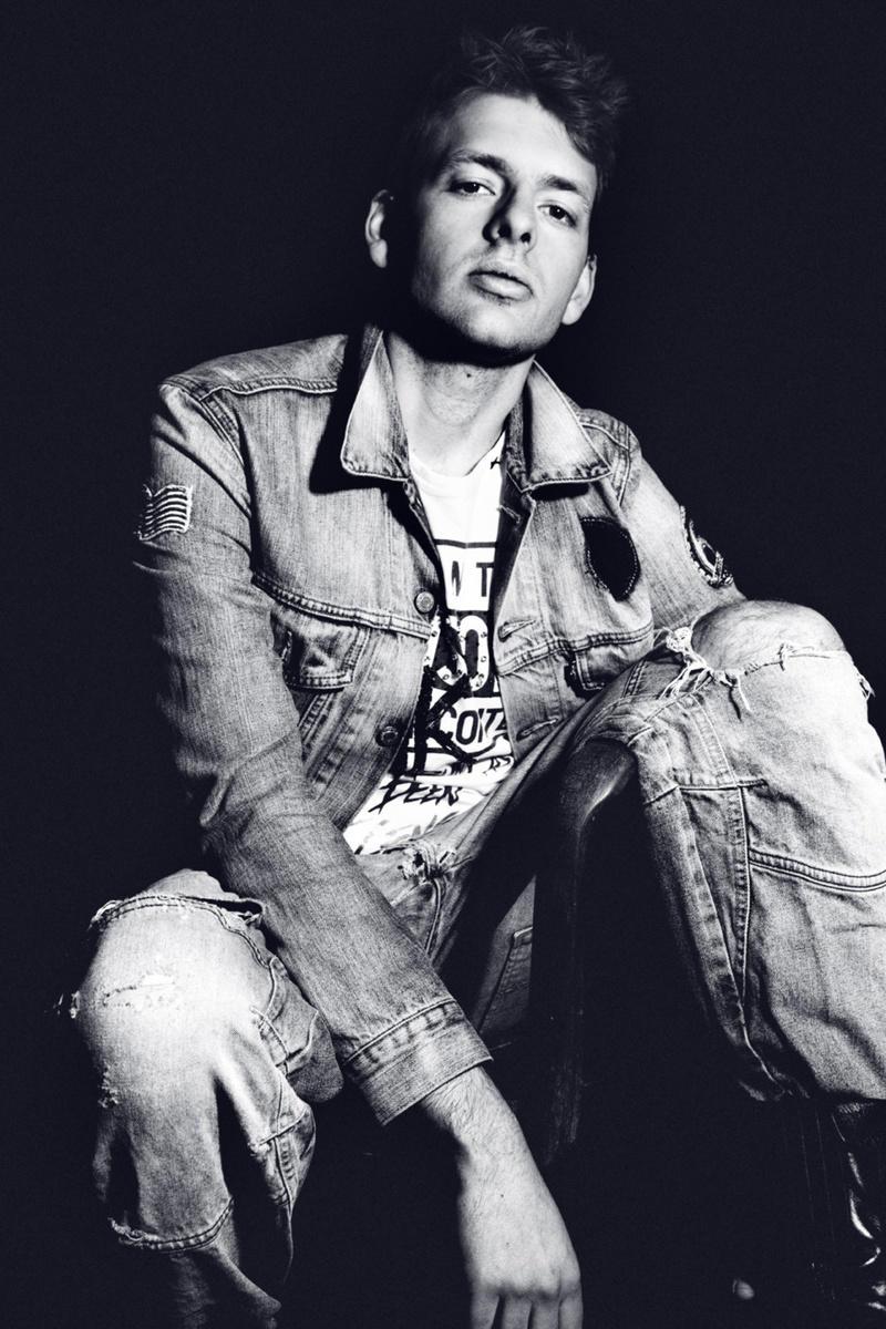 Male model photo shoot of gabri1984