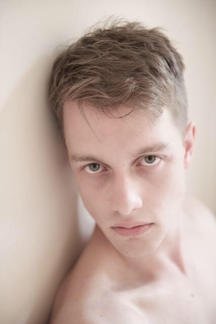 Male model photo shoot of Shwoz in London