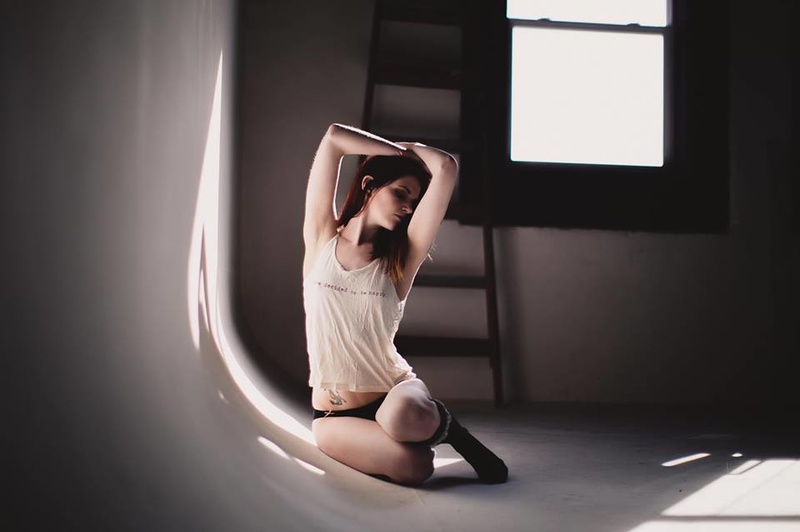 Female model photo shoot of Kayla Ava Sky