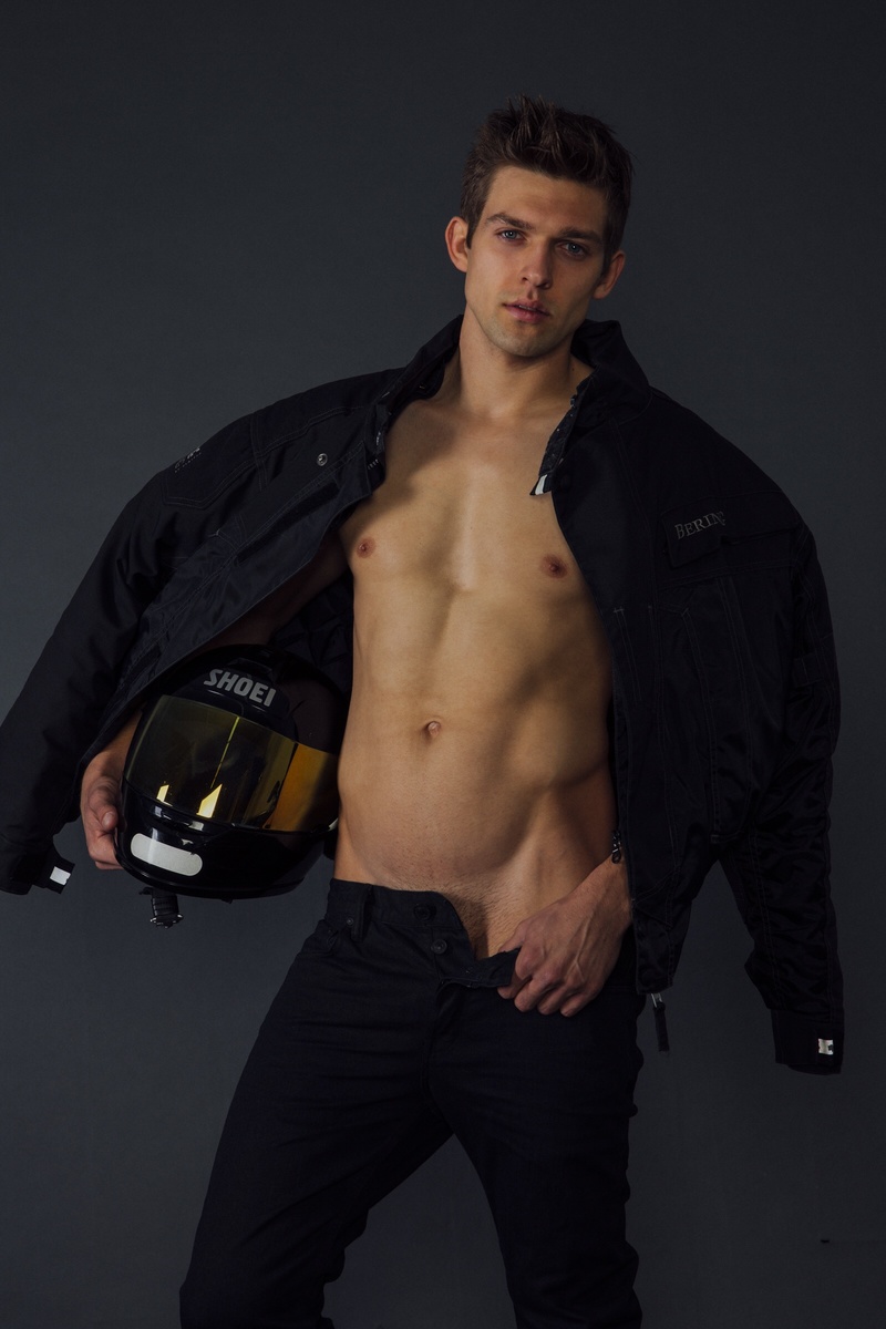 Male model photo shoot of Niko Neskovic