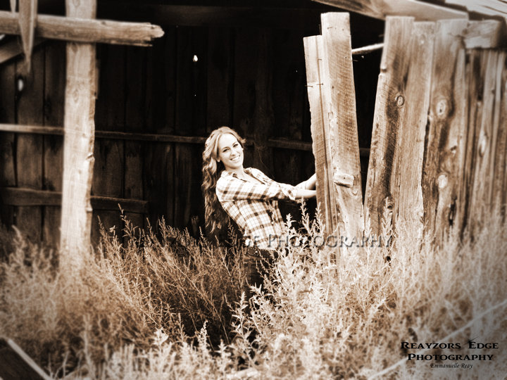 Female model photo shoot of Meranda Butler in Monticello Utah