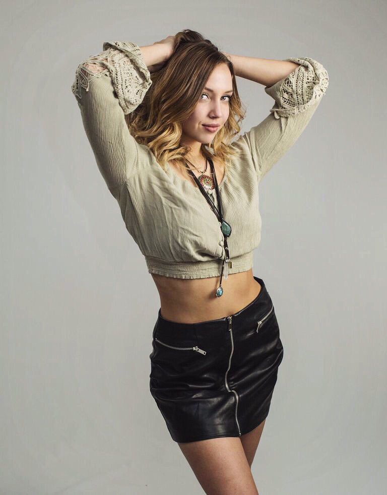 Female model photo shoot of MaddieMazauskas