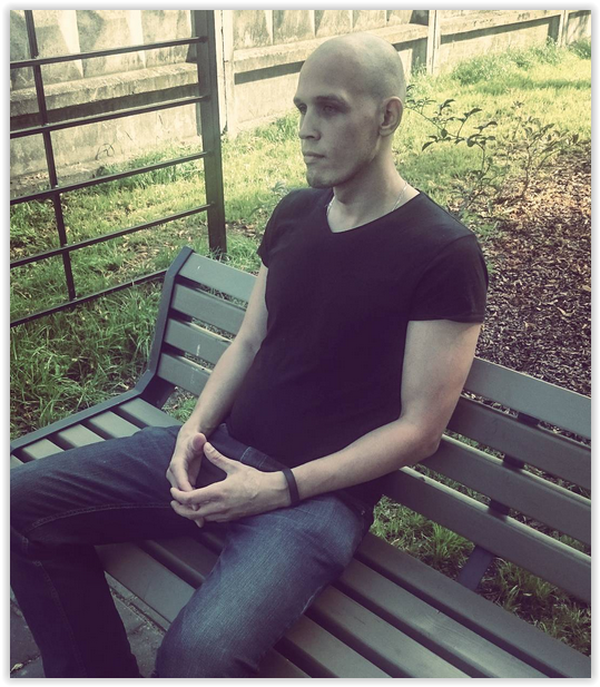 Male model photo shoot of oskarsdombrava in Central park
