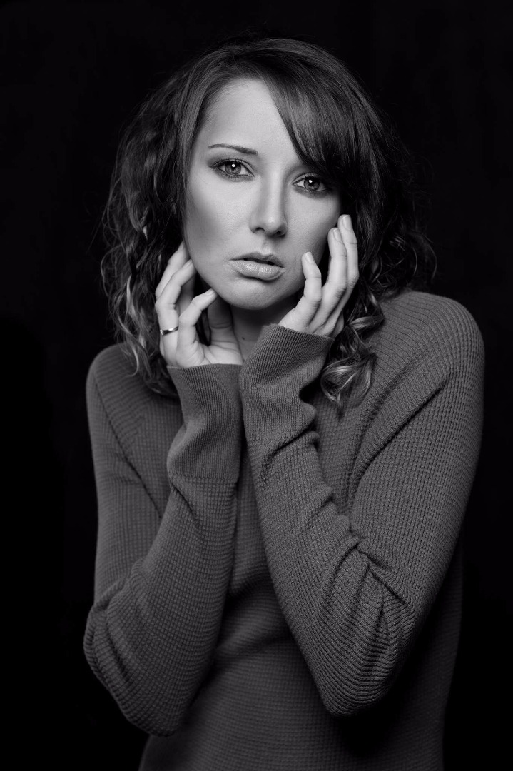Female model photo shoot of Amber Low by Paul Henry Studios in Dallas, GA