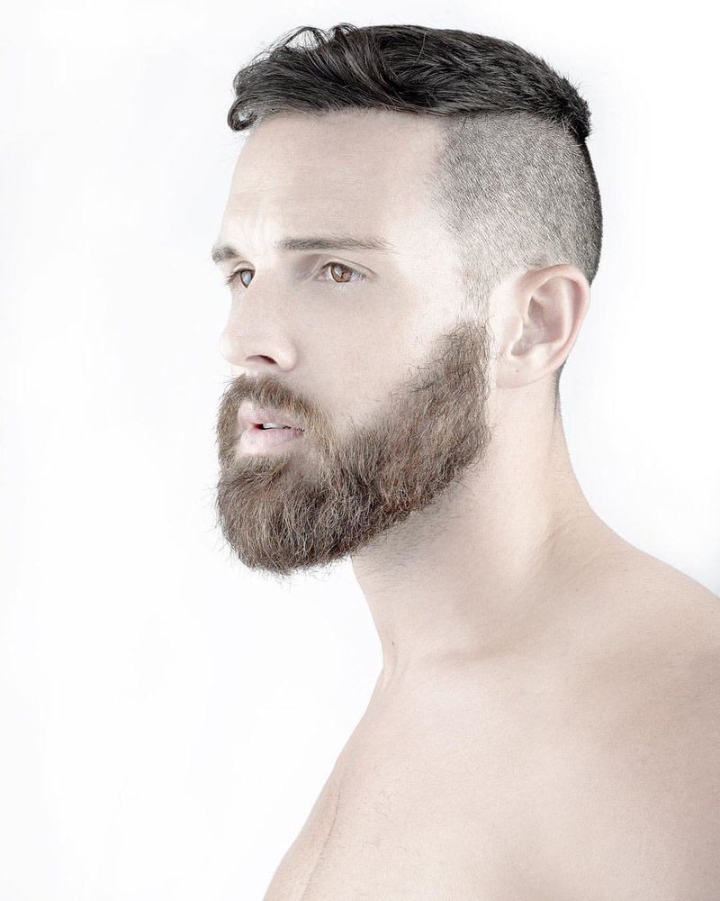 Male model photo shoot of Daniel Robinson