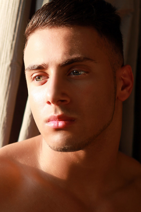 Male model photo shoot of Vinscent Roman