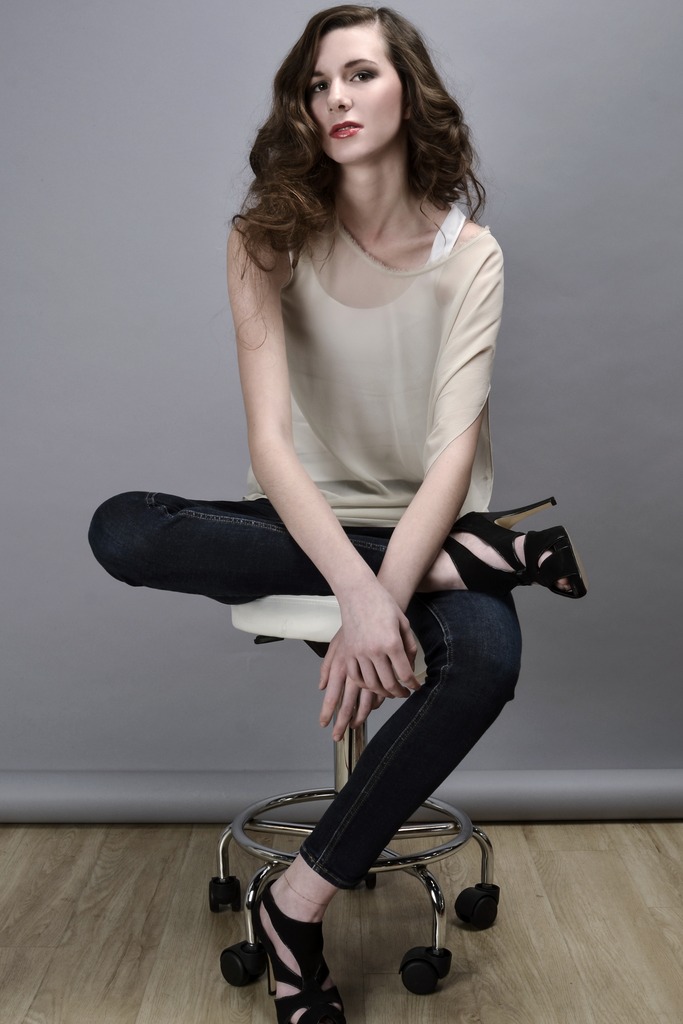Female model photo shoot of SarahHanson