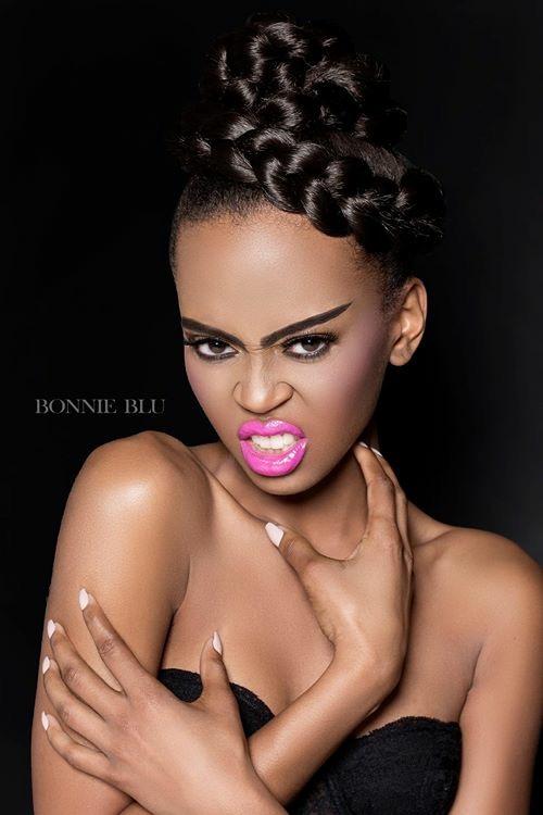 Female model photo shoot of Bonnie Blu