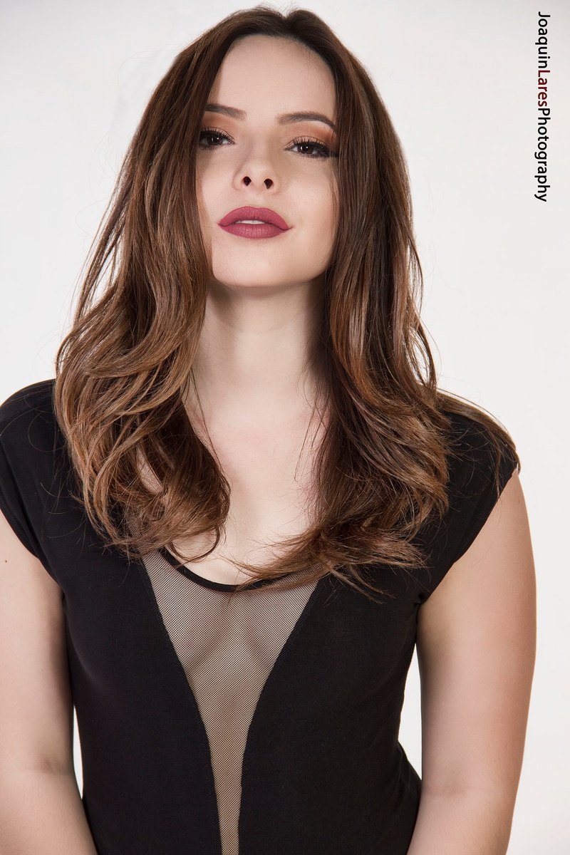 Female model photo shoot of BreiannaMoriah