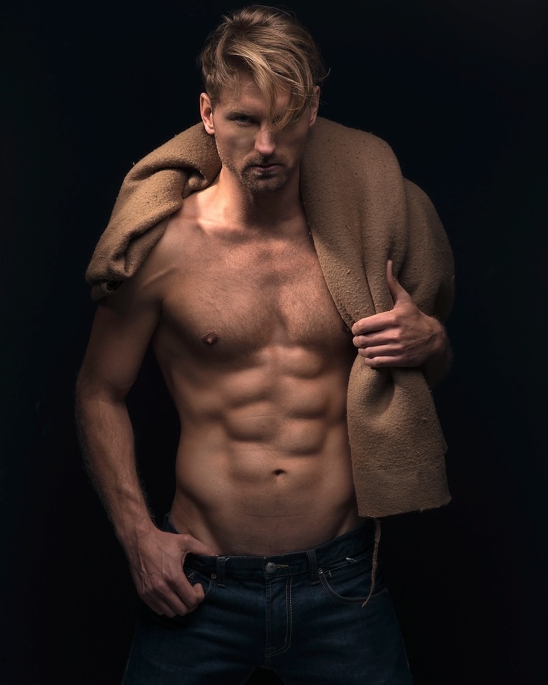 Male model photo shoot of Devinmichael1
