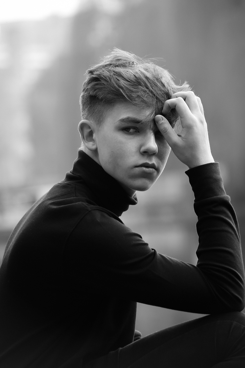 Male model photo shoot of danilsidnenko