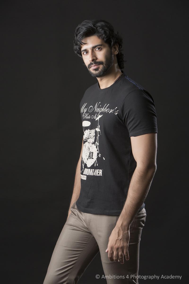 Male model photo shoot of Prayas Mann