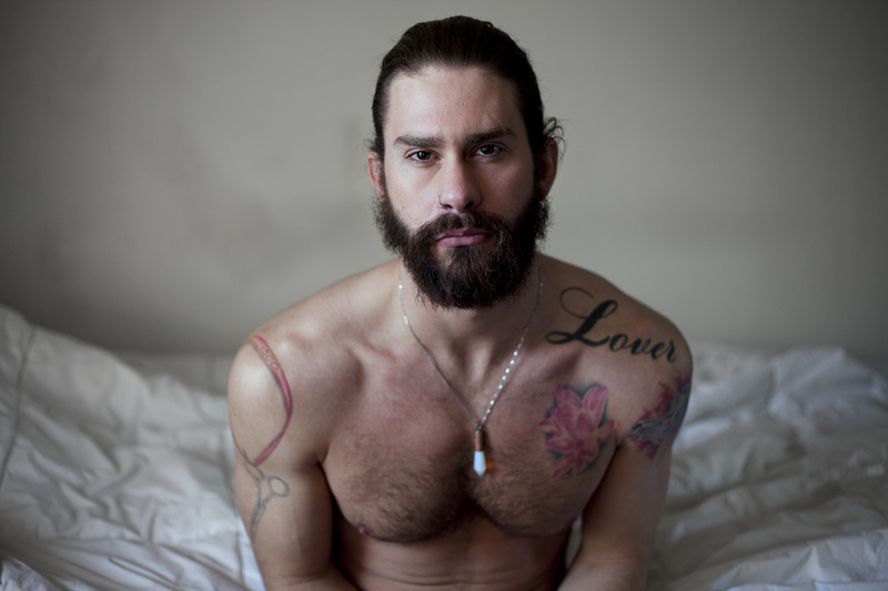 Male model photo shoot of Eric Vera