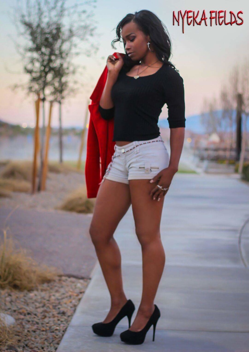 Female model photo shoot of Nyeka Fields in Las Vegas