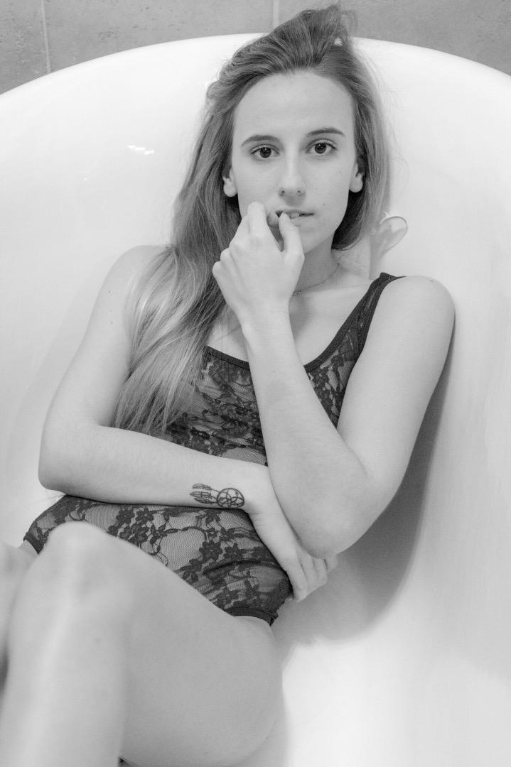 Female model photo shoot of Jessica Dresen in Virginia Beach, VA