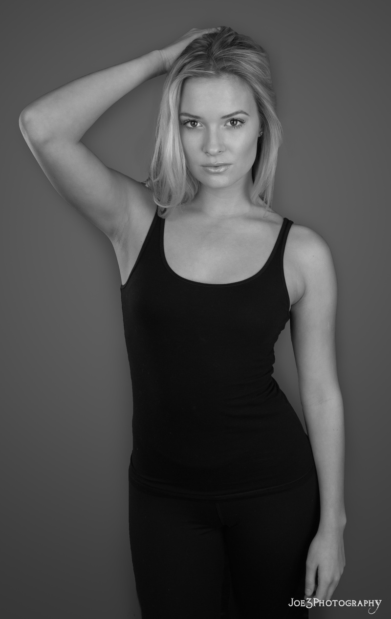 Female model photo shoot of Sofiya12