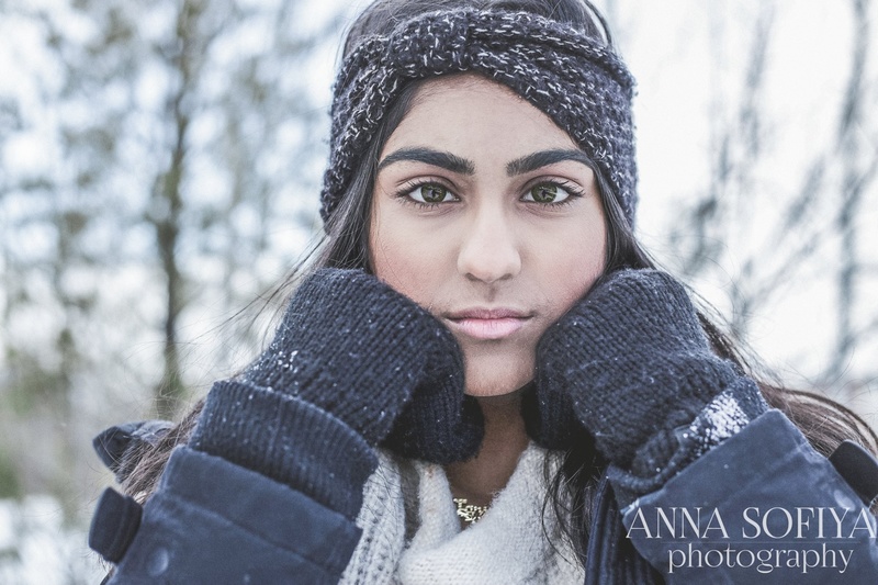 Female model photo shoot of Anna sofiya