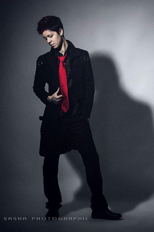 Male model photo shoot of Malaki Crimson King