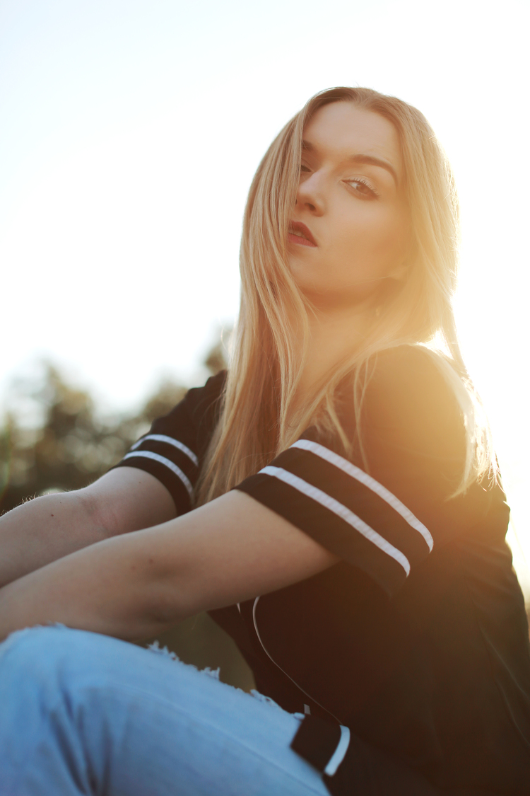 Female model photo shoot of LaurenJennifer