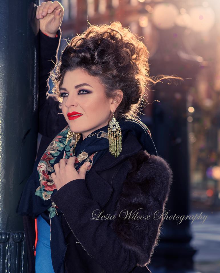 Female model photo shoot of Maripylka