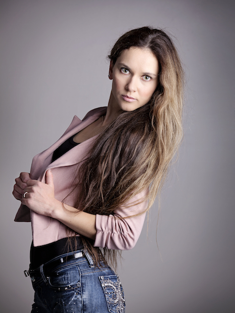 Female model photo shoot of Anna Snyder