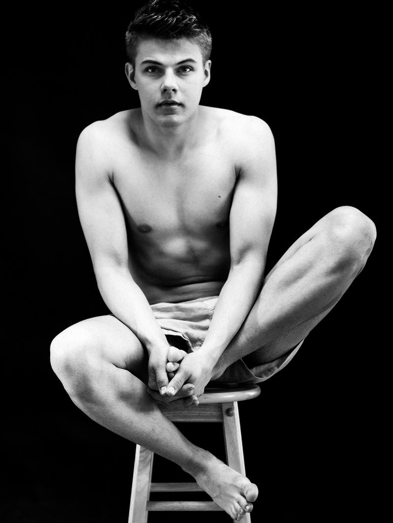 Male model photo shoot of Tomphotog