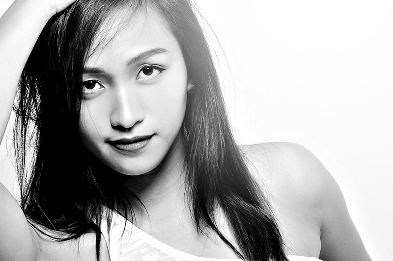 Female model photo shoot of Joy Ng