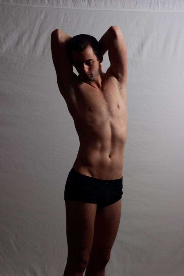 Male model photo shoot of Justin Arehart