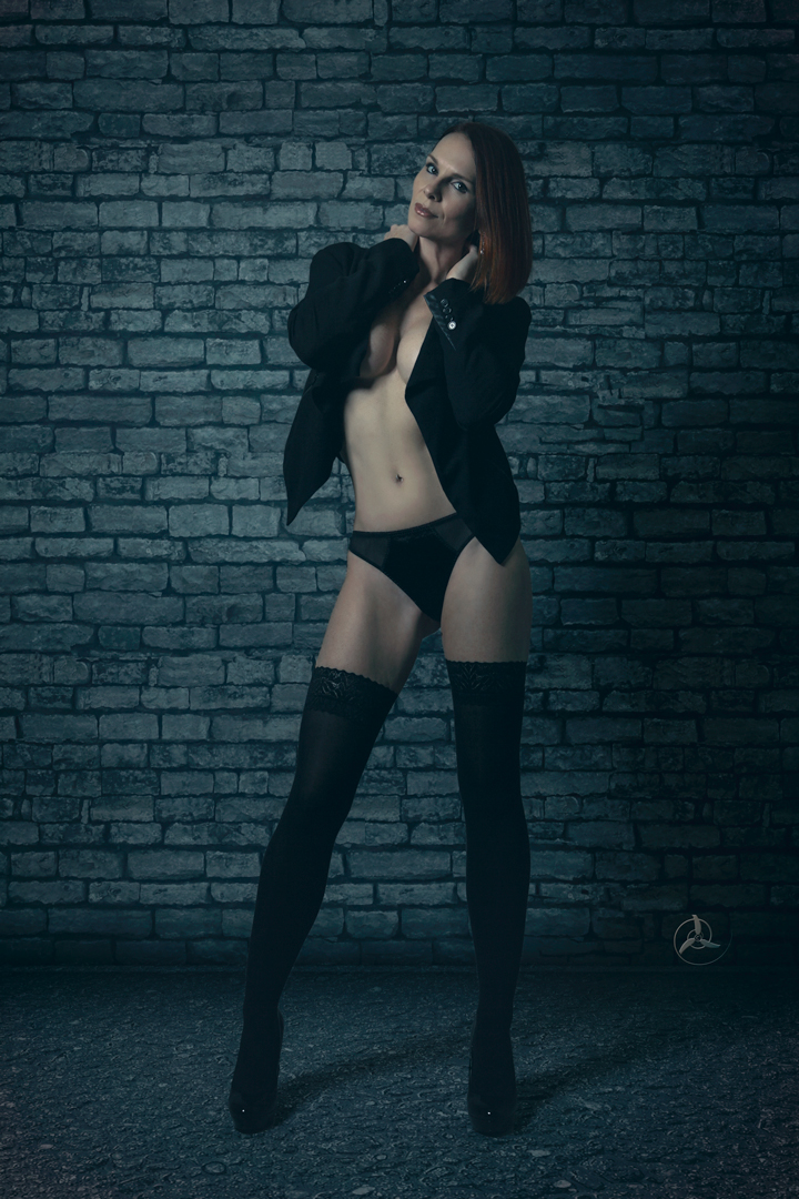 Female model photo shoot of Ginger Lovett by TurboDesignsImagery