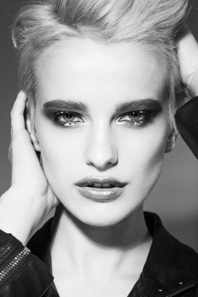 Female model photo shoot of Anna Gorkovets