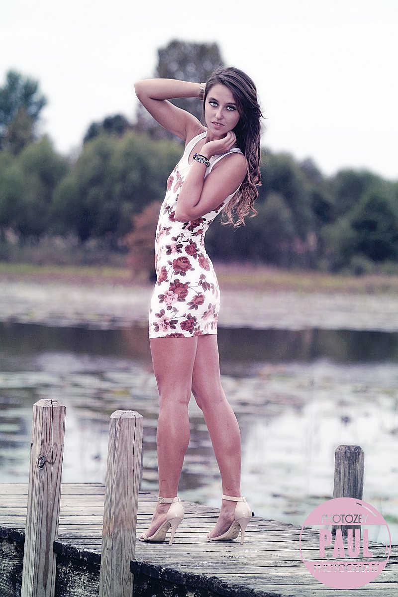 Female model photo shoot of MercedesLeigh by Just4Fun Fotoz