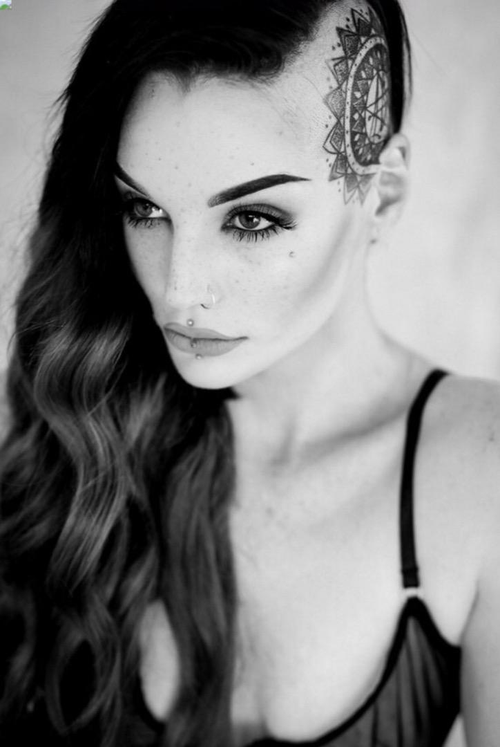 Female model photo shoot of Victoria Salem in Gold Coast, Australia