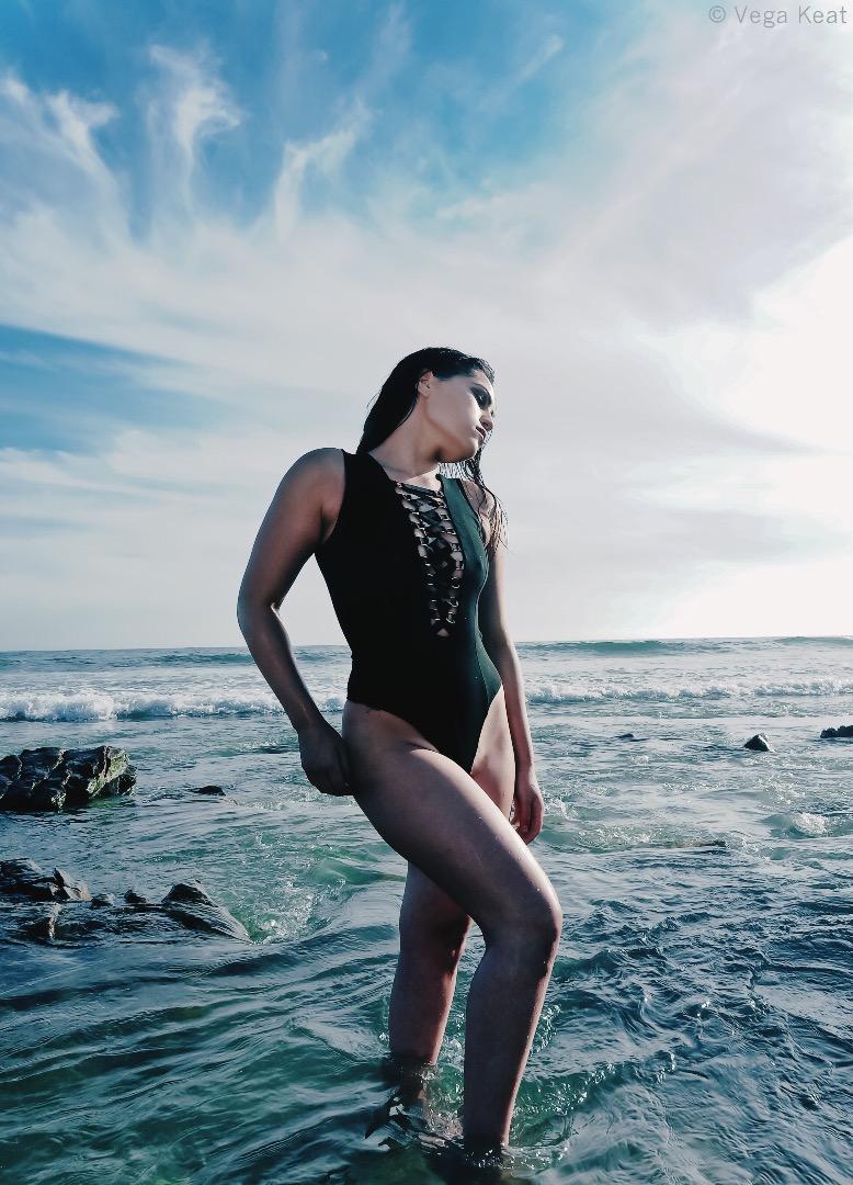 Female model photo shoot of Ekahi_ in Crystal Cove
