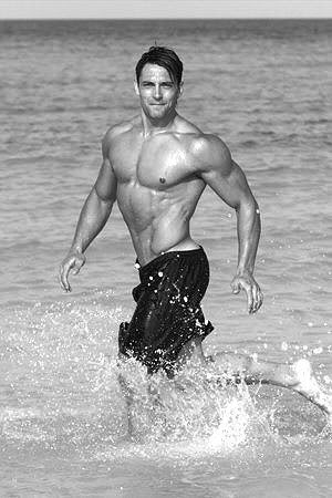 Male model photo shoot of Surfingwaves