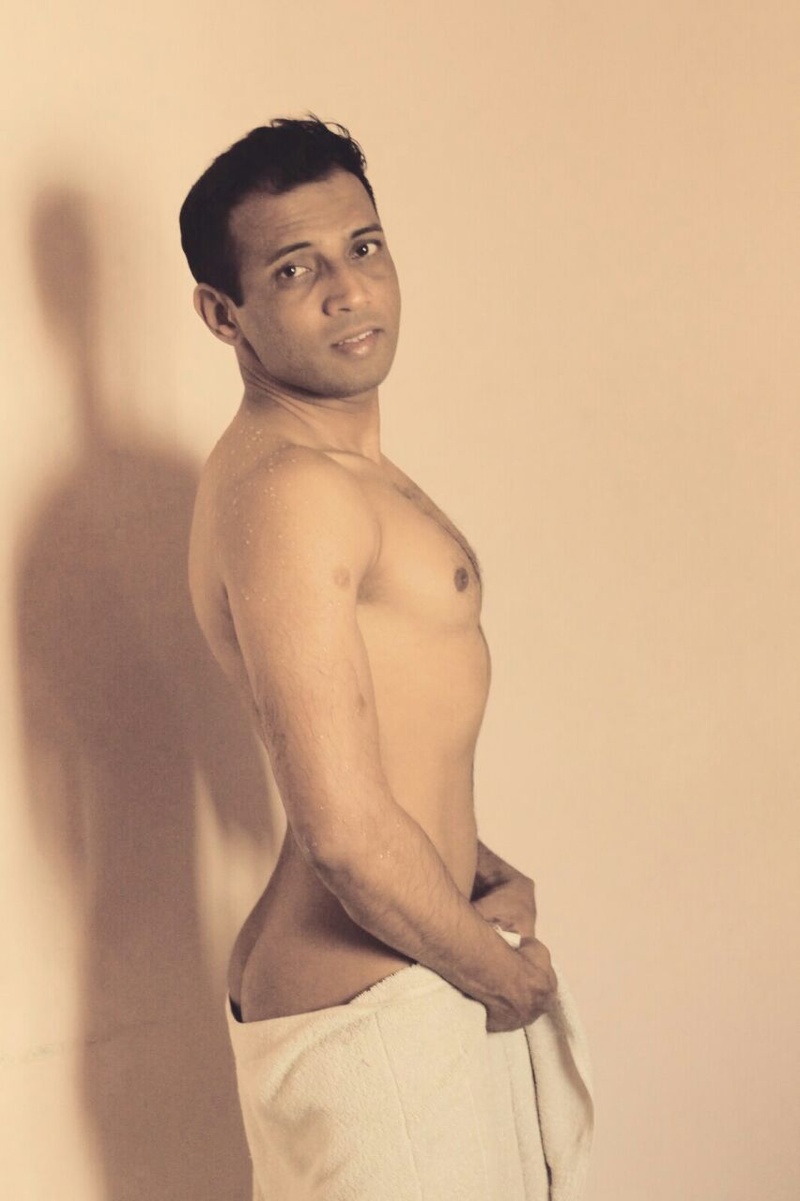 Male model photo shoot of VRASHABH