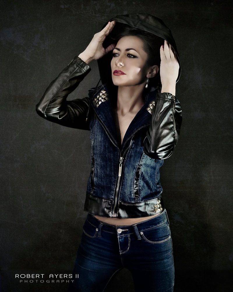 Female model photo shoot of SEVEMODEL