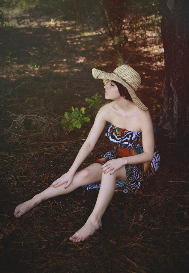 Female model photo shoot of Amber Eloise