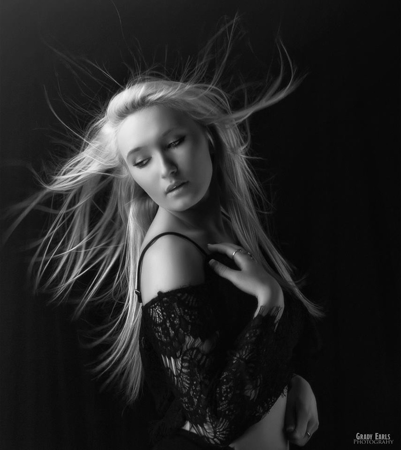 Female model photo shoot of Alexis Sky Welsh in Arknasas