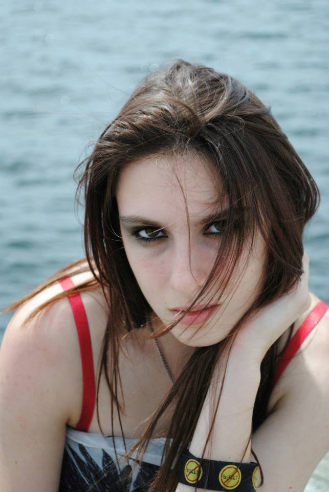 Female model photo shoot of Braelynn