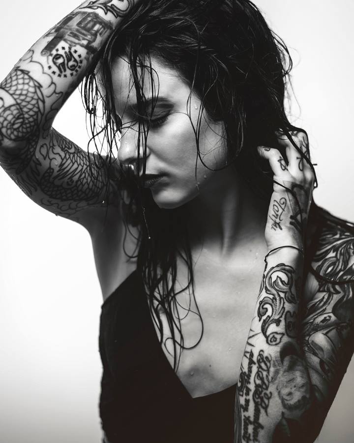 Female model photo shoot of Ailin Gorzelany by Christian Baragatti