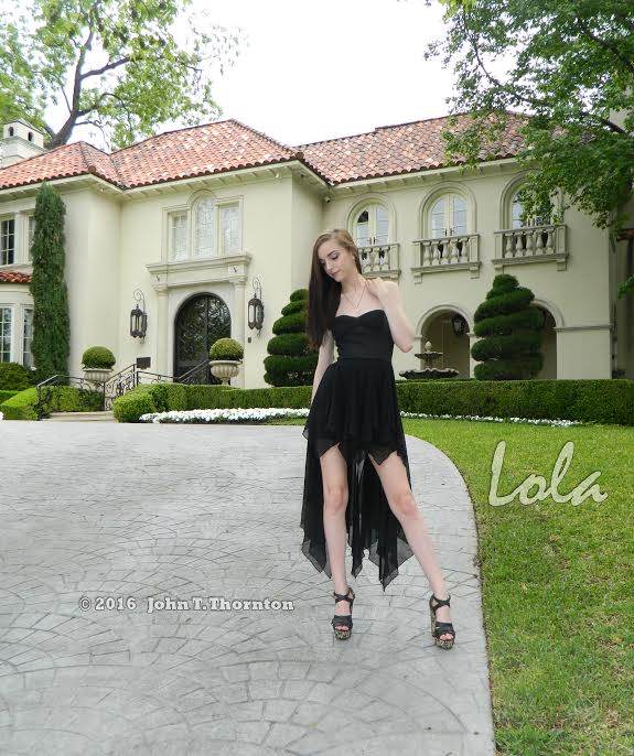 Female model photo shoot of Lola_Burke by John T Thornton in Dallas