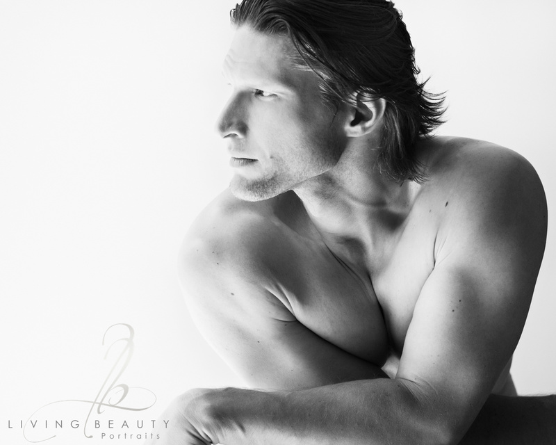 Male model photo shoot of Luke Baxley in San Diego, CA
